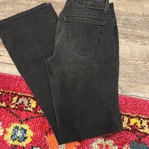 Joe's Jeans Midrise Black Curvy Bootcut Jeans Size 26- 30” inseam